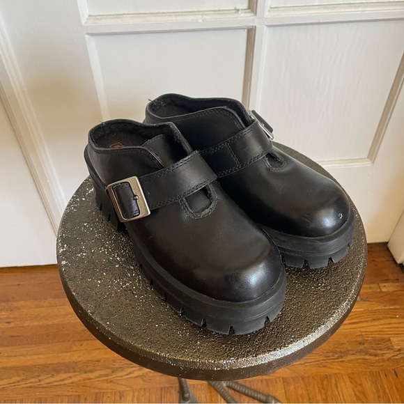 Harley Davidson Leather Chunky Slip on Platform Clogs - Picture 2 of 6